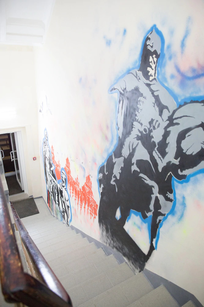 ArtCapsule Hostel