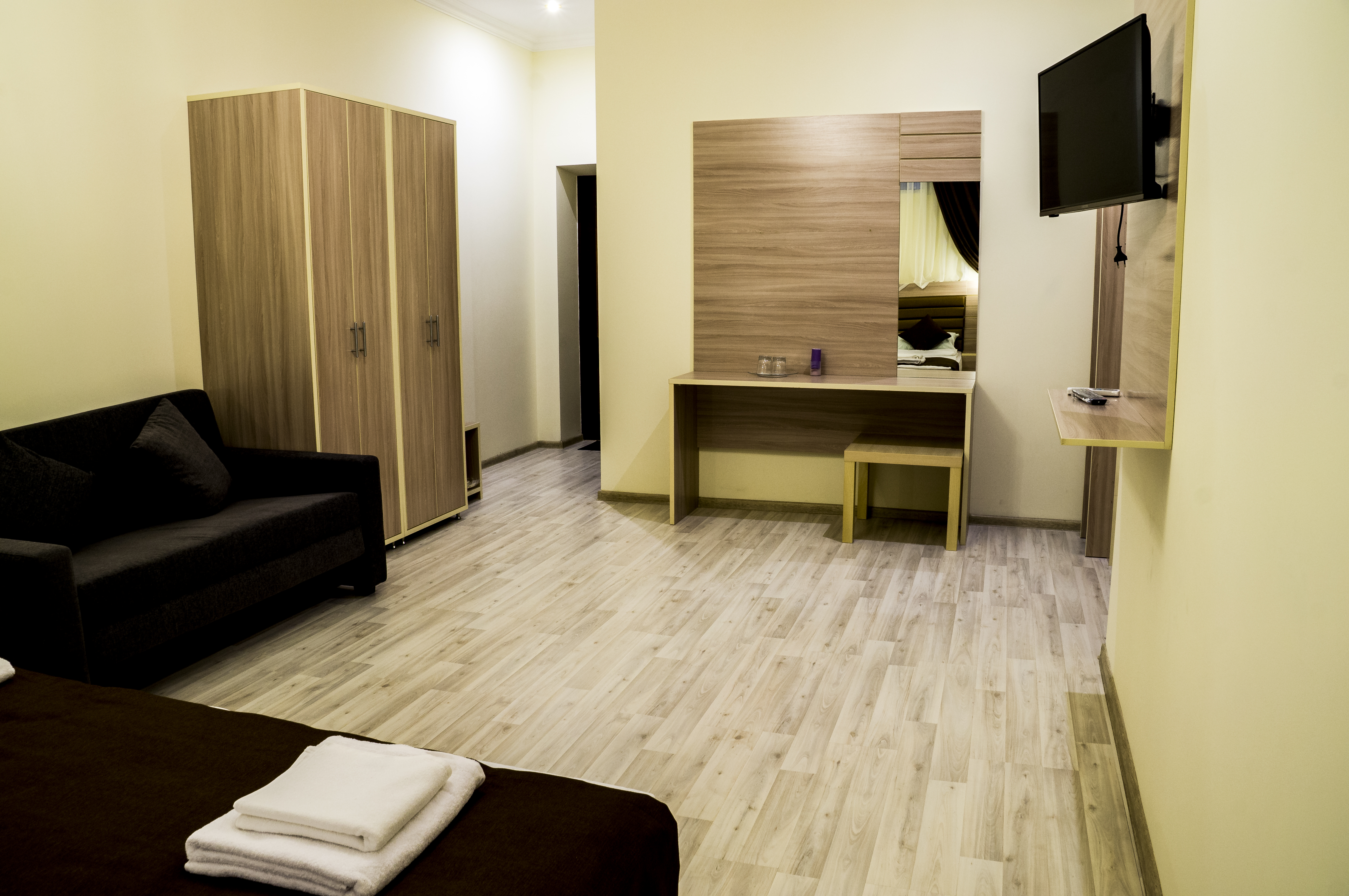 City Life Hotel