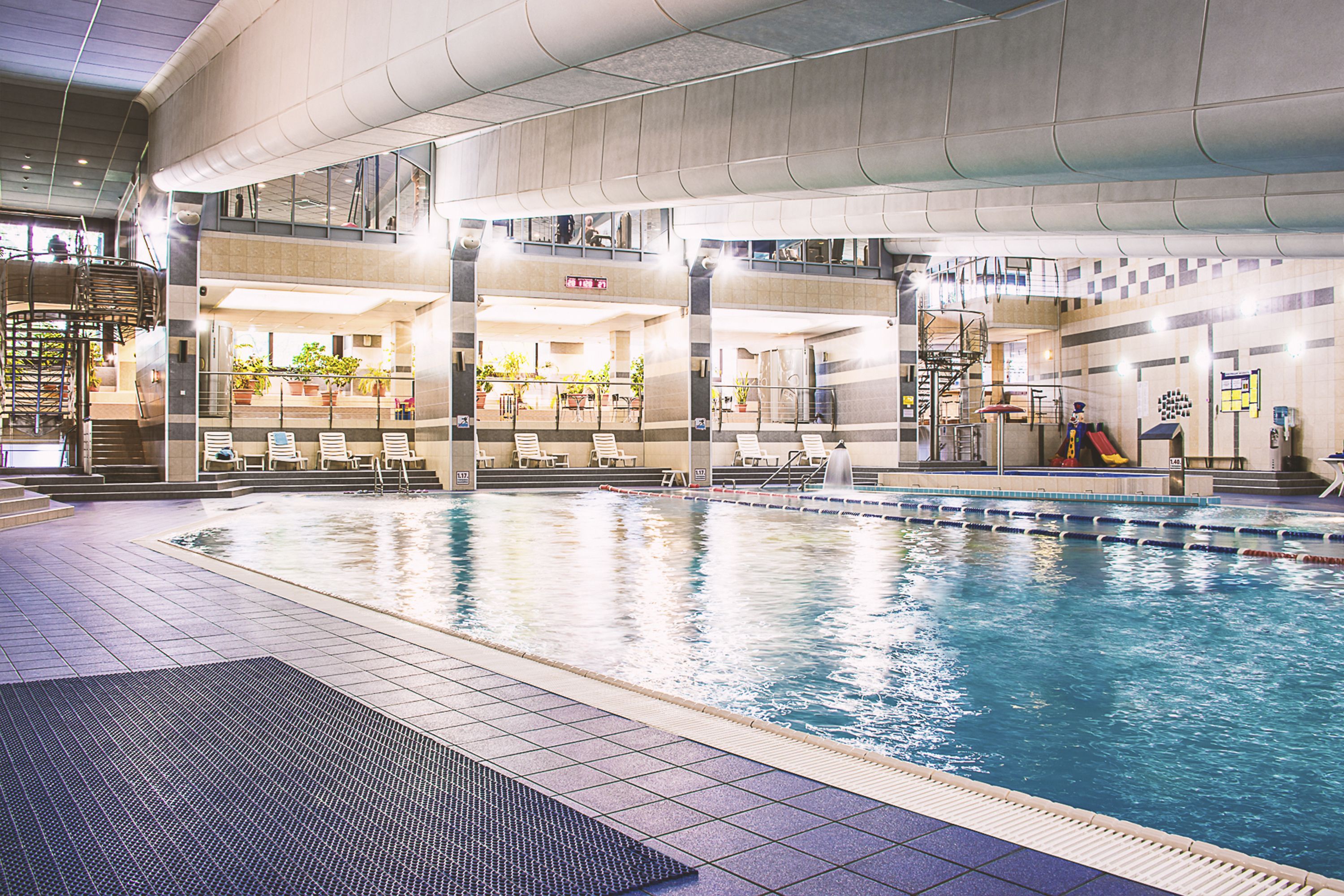 Cosmos Moscow VDNH Hotel