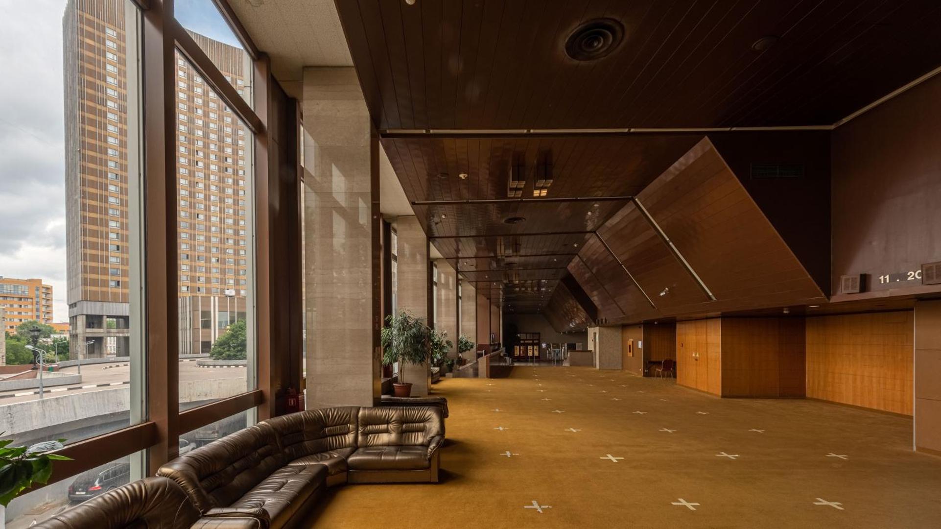 Cosmos Moscow VDNH Hotel