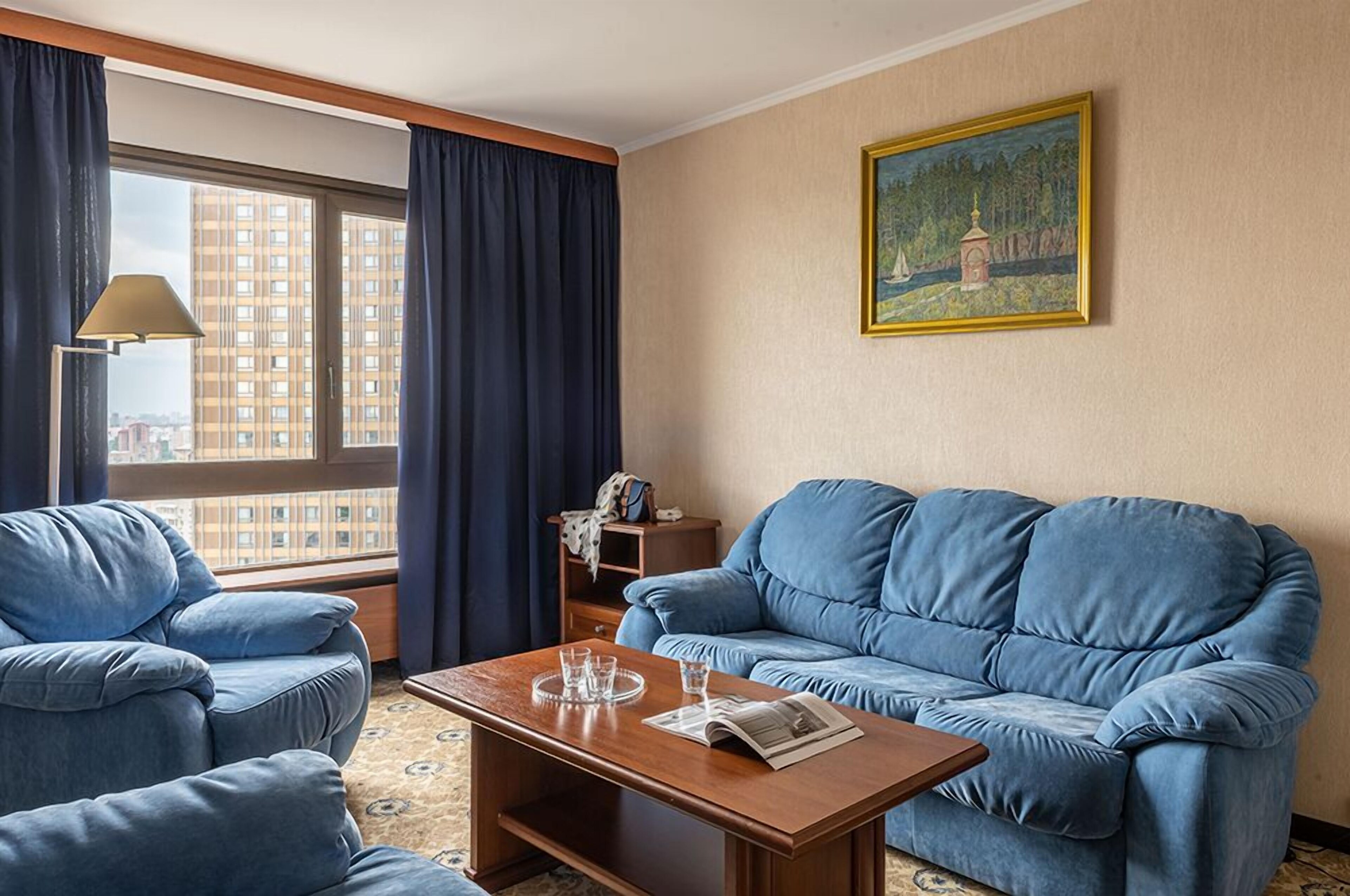 Cosmos Moscow VDNH Hotel