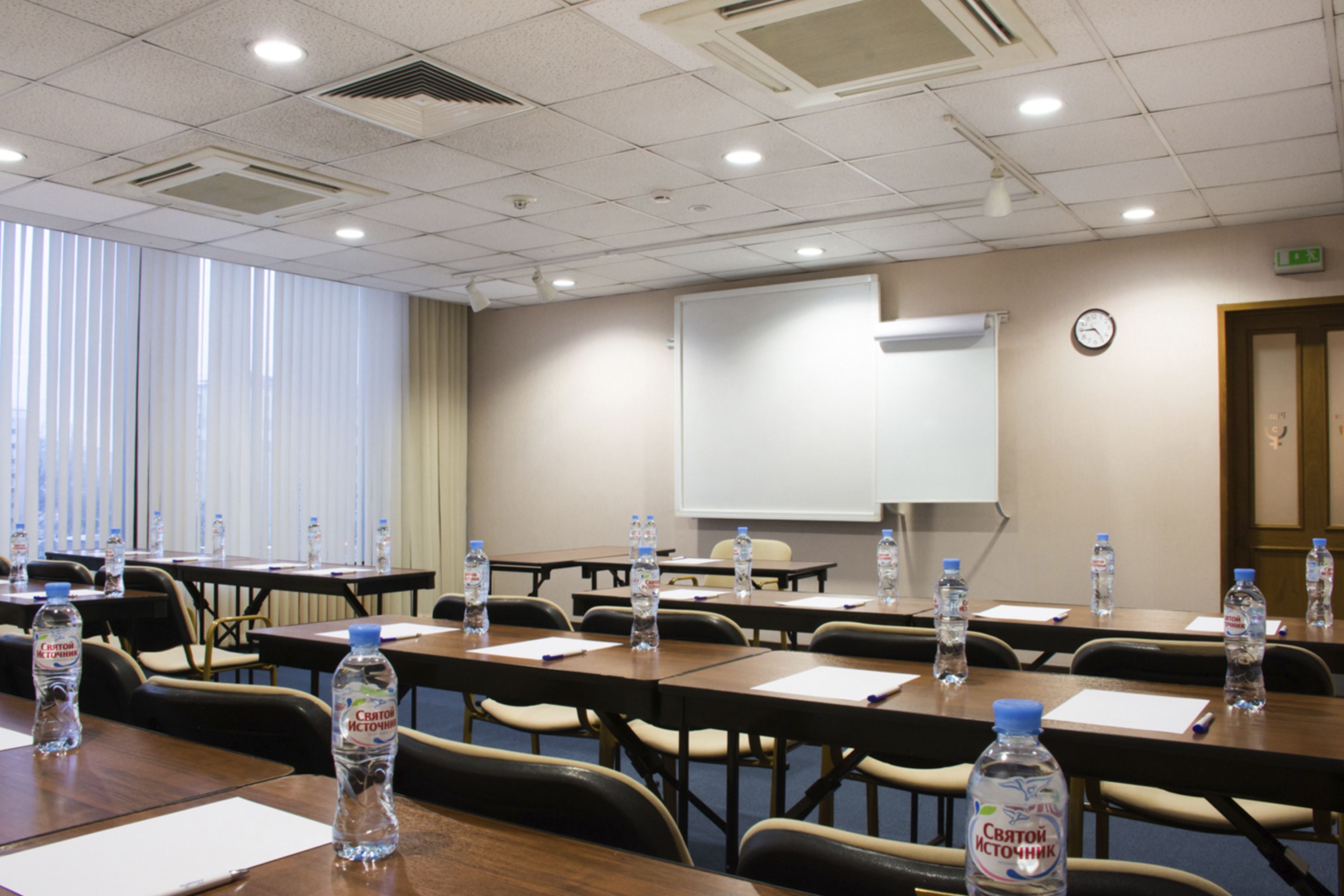 Cosmos Moscow VDNH Hotel