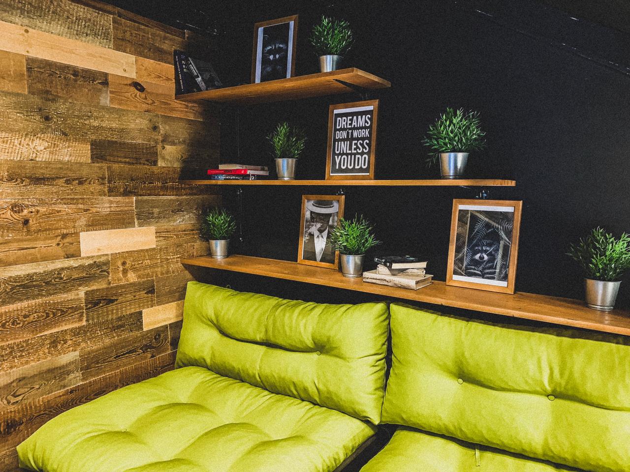 Derevo Coworking Hostel