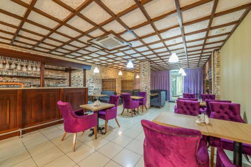 Gallery Grand Hotel