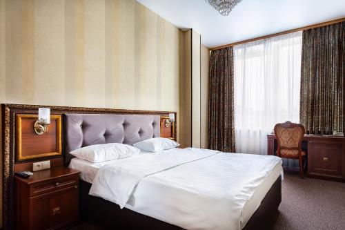 Gallery Grand Hotel