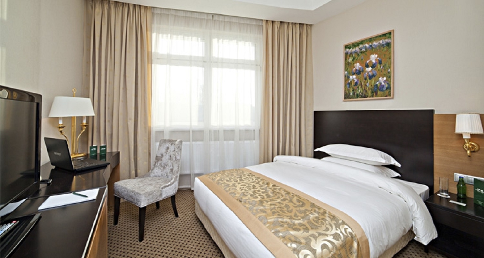 Greenwood Hotel