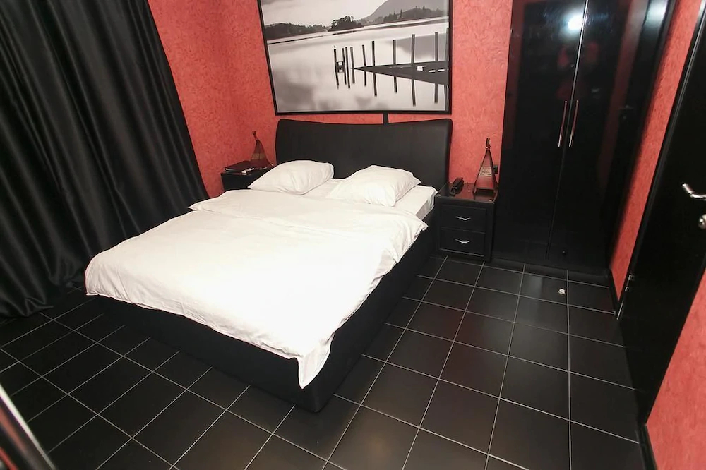 Grey Hotel