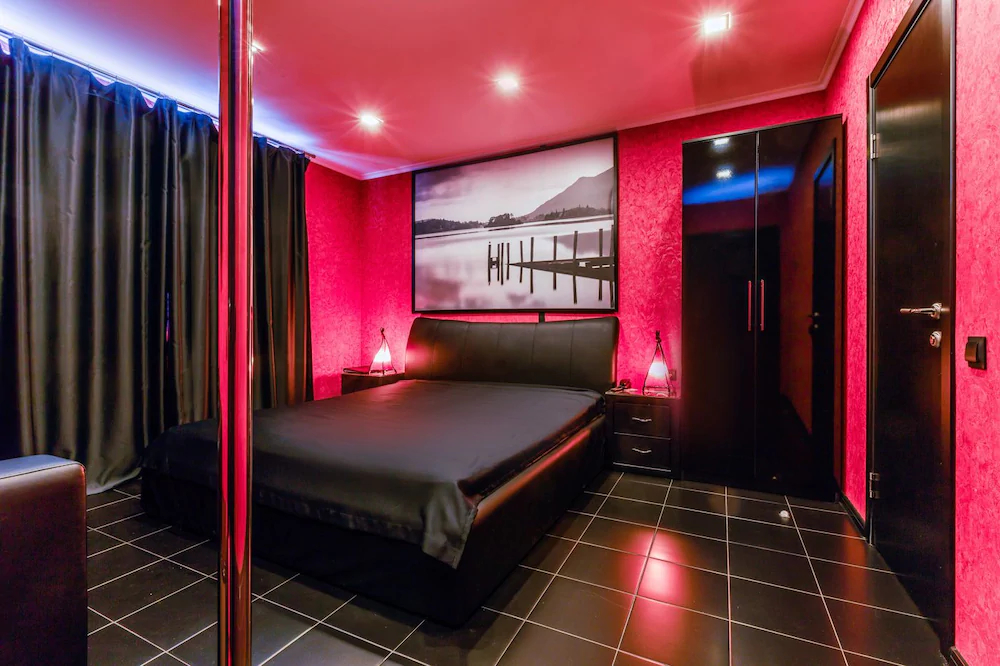 Grey Hotel