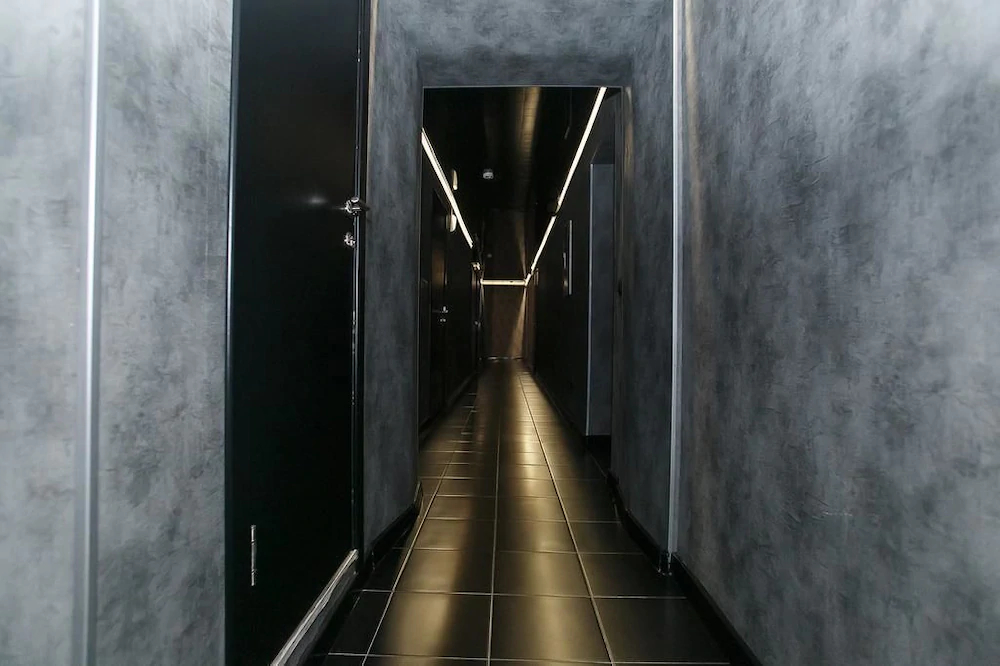 Grey Hotel