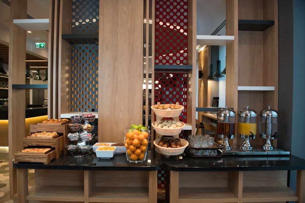 Pana White Moscow Hotel