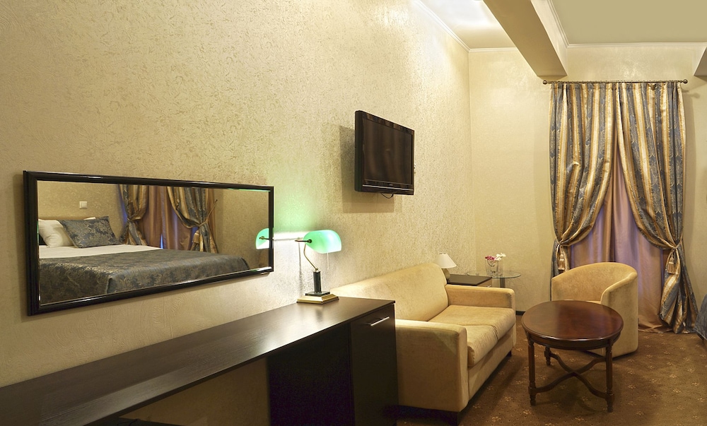 Home Hotel At Kamergersky Pereulok