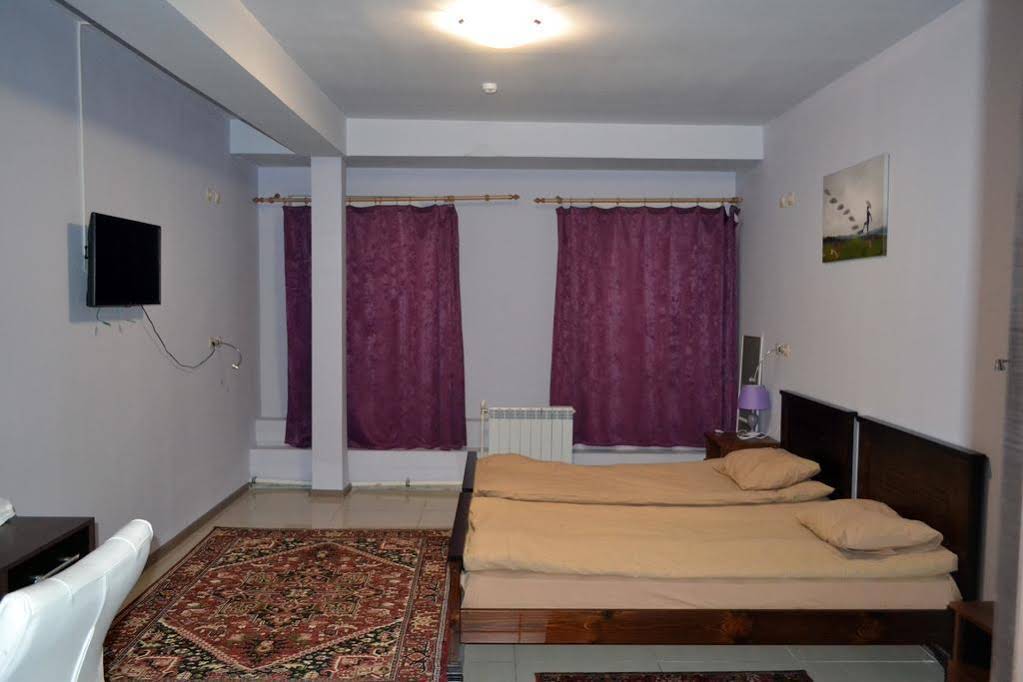 Hostel Zont i Shlyapa
