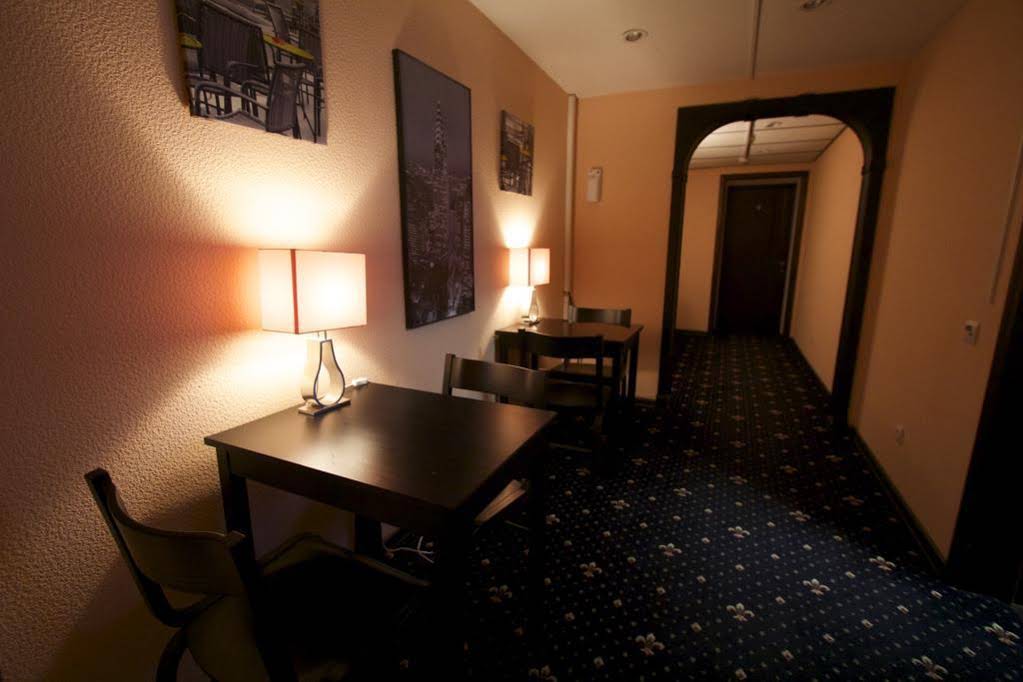 Hotel 45