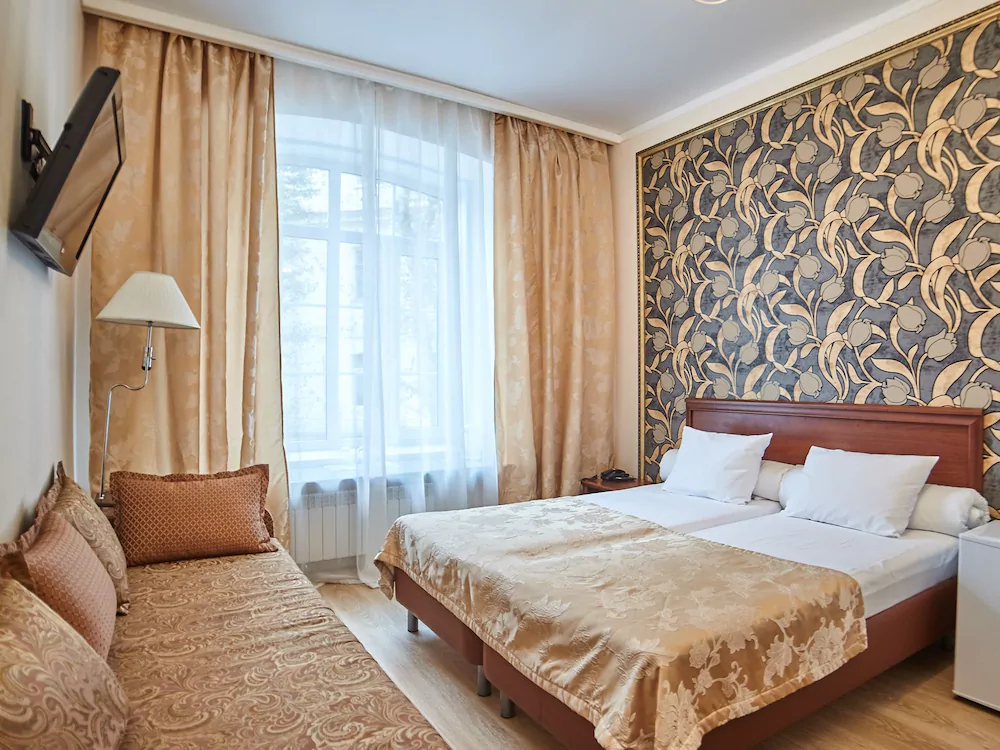 Hotel Bonjour at Kazakova