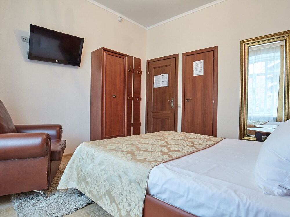 Hotel Bonjour at Kazakova