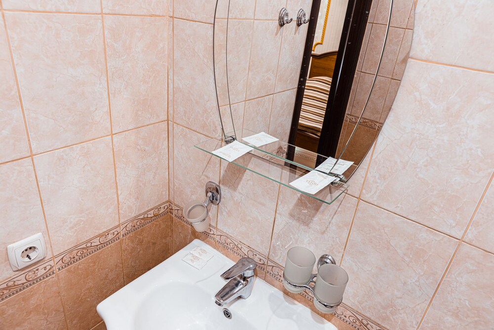 Hotel Bratislavskaya 1