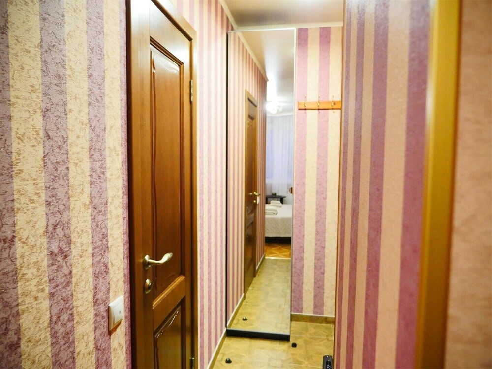 Hotel Day and Night On Profsoyuznoy