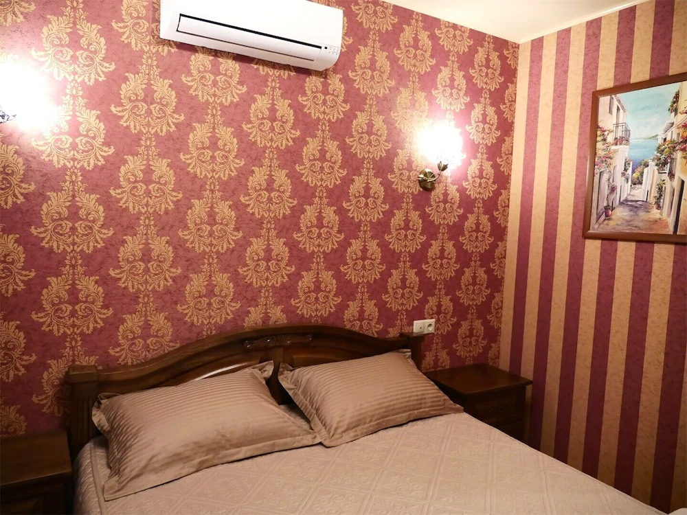 Hotel Day and Night On Profsoyuznoy