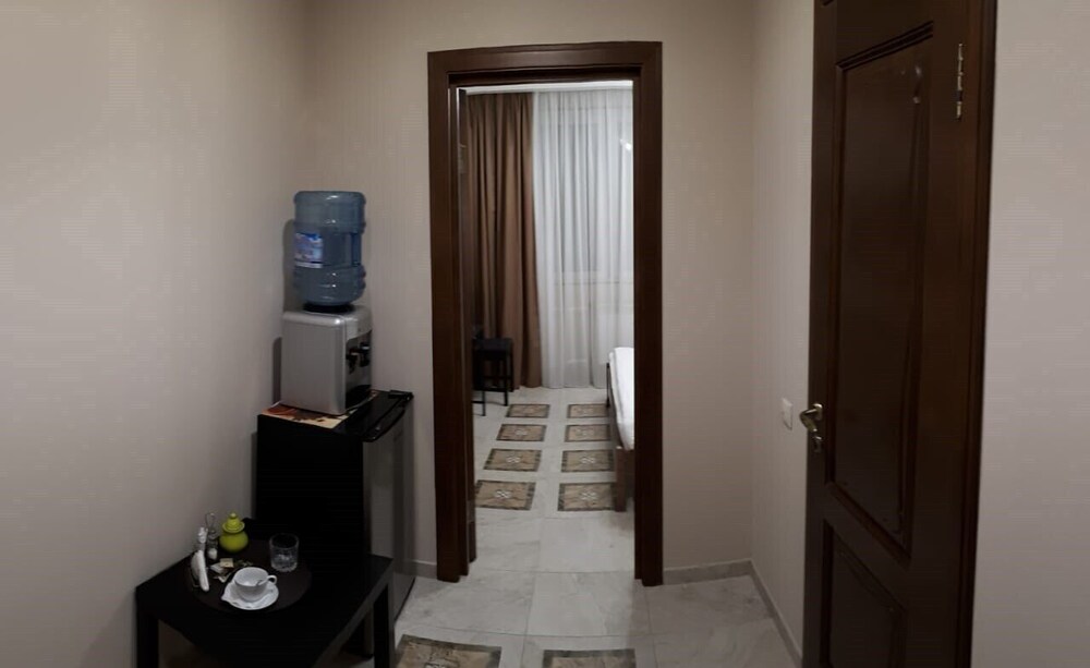 Hotel Day and Night On Profsoyuznoy