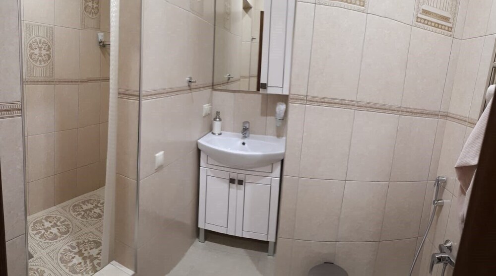 Hotel Day and Night On Profsoyuznoy