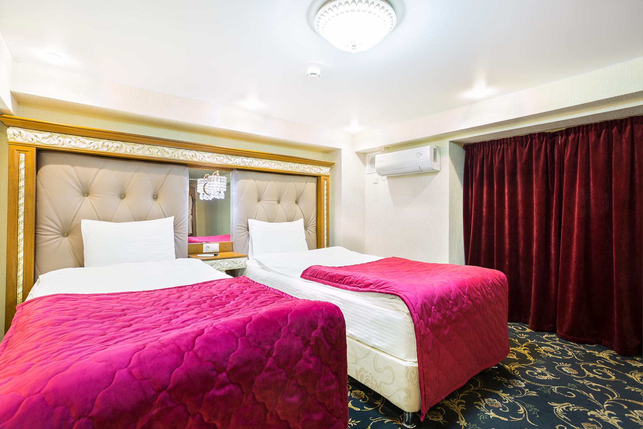 Hotel Empire