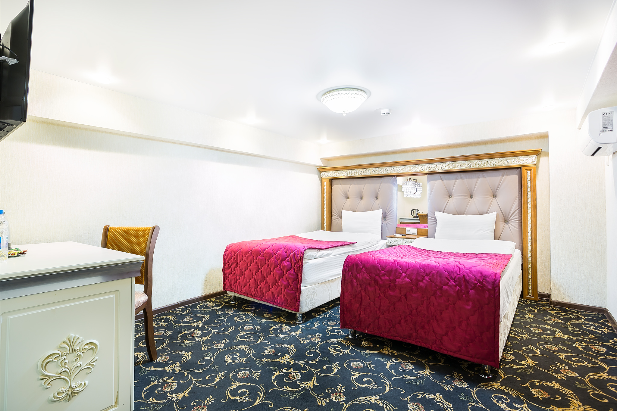 Hotel Empire