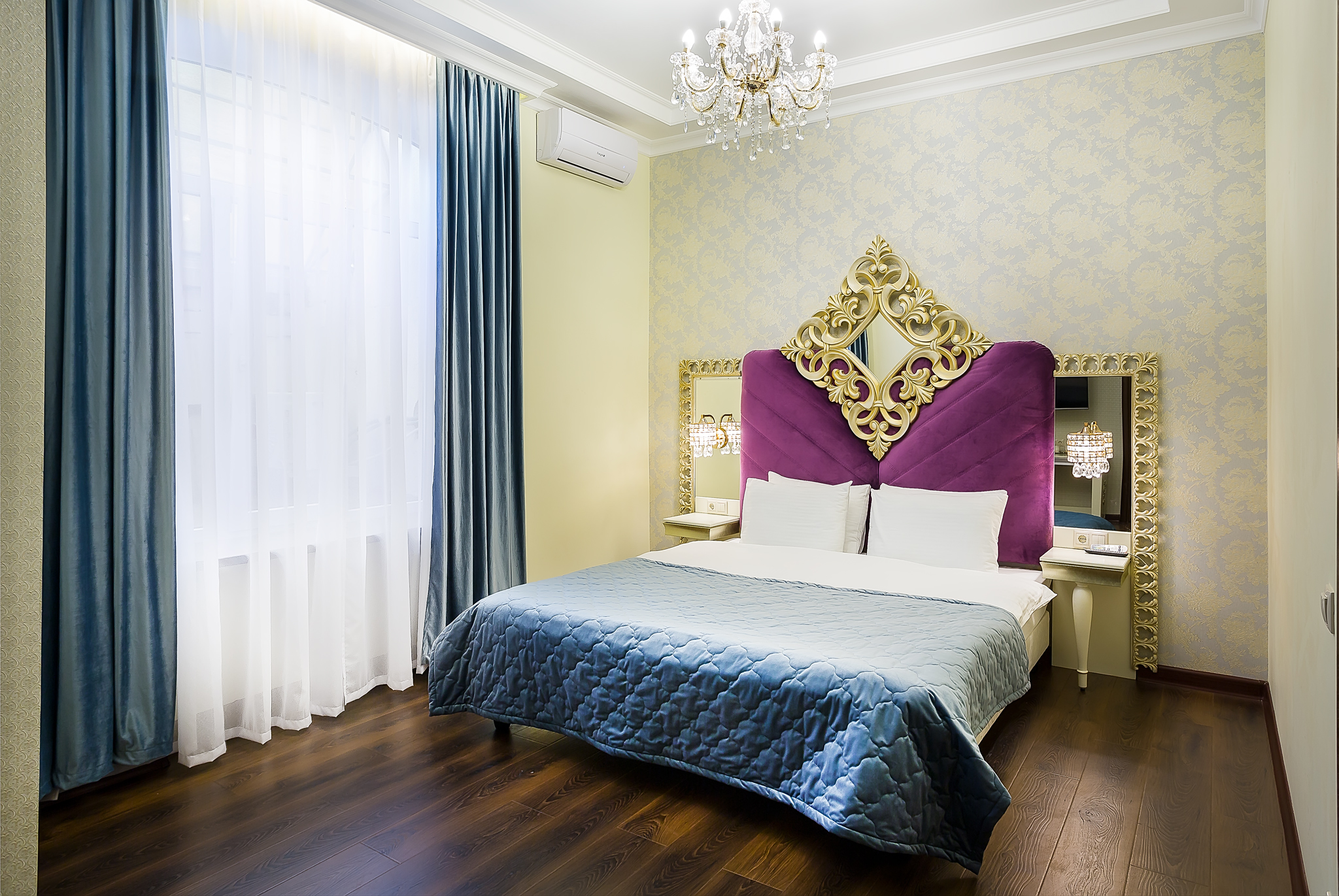 Hotel Empire