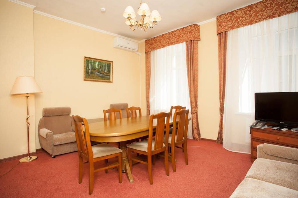 Hotel Krasniye Vorota