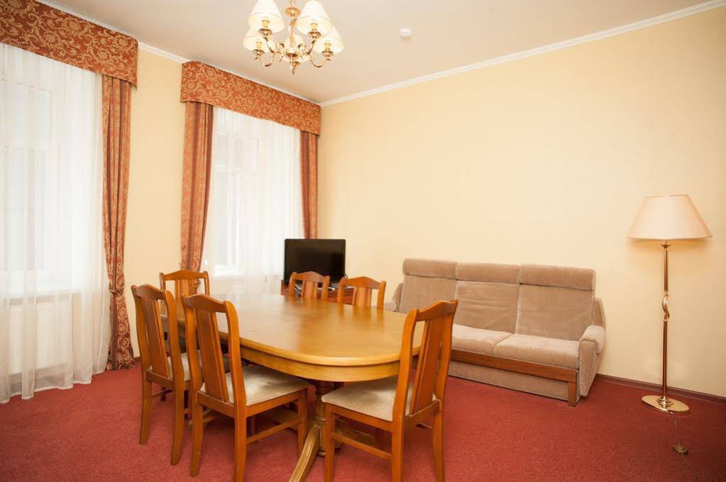 Hotel Krasniye Vorota