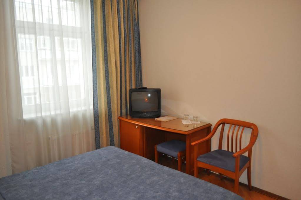 Hotel Ozerkovskaya