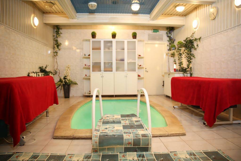 Hotel Ozerkovskaya