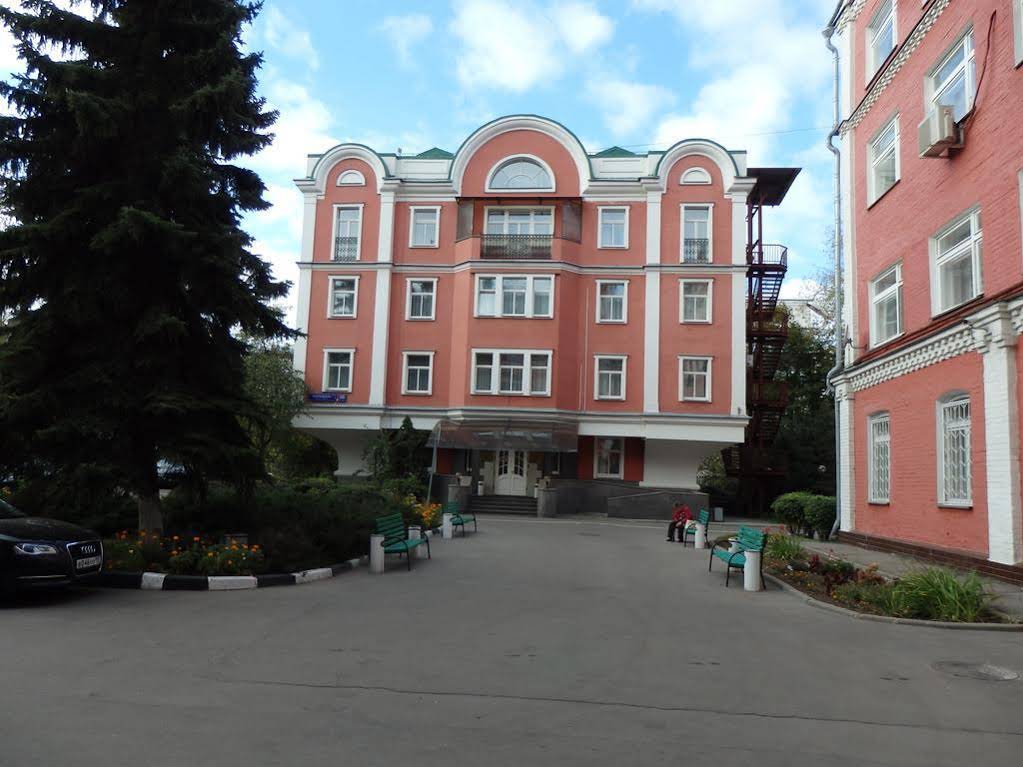 Hotel Ozerkovskaya