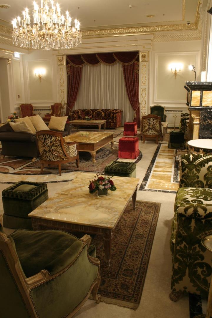 Hotel Savoy