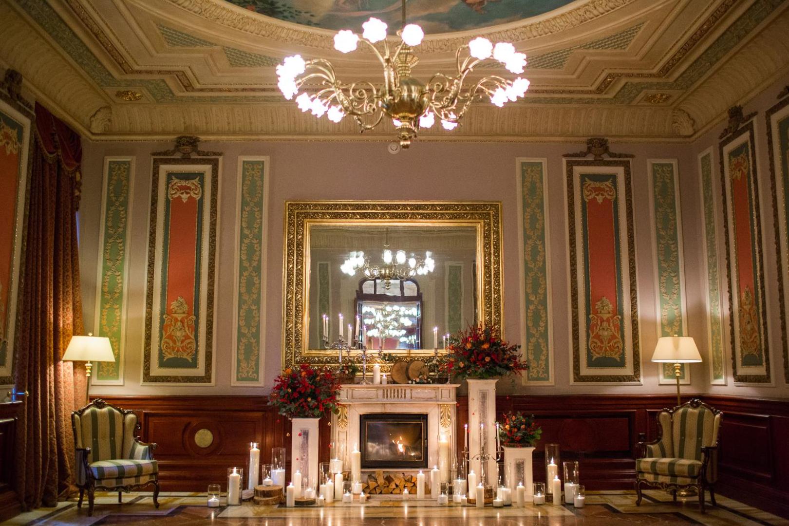 Hotel Savoy
