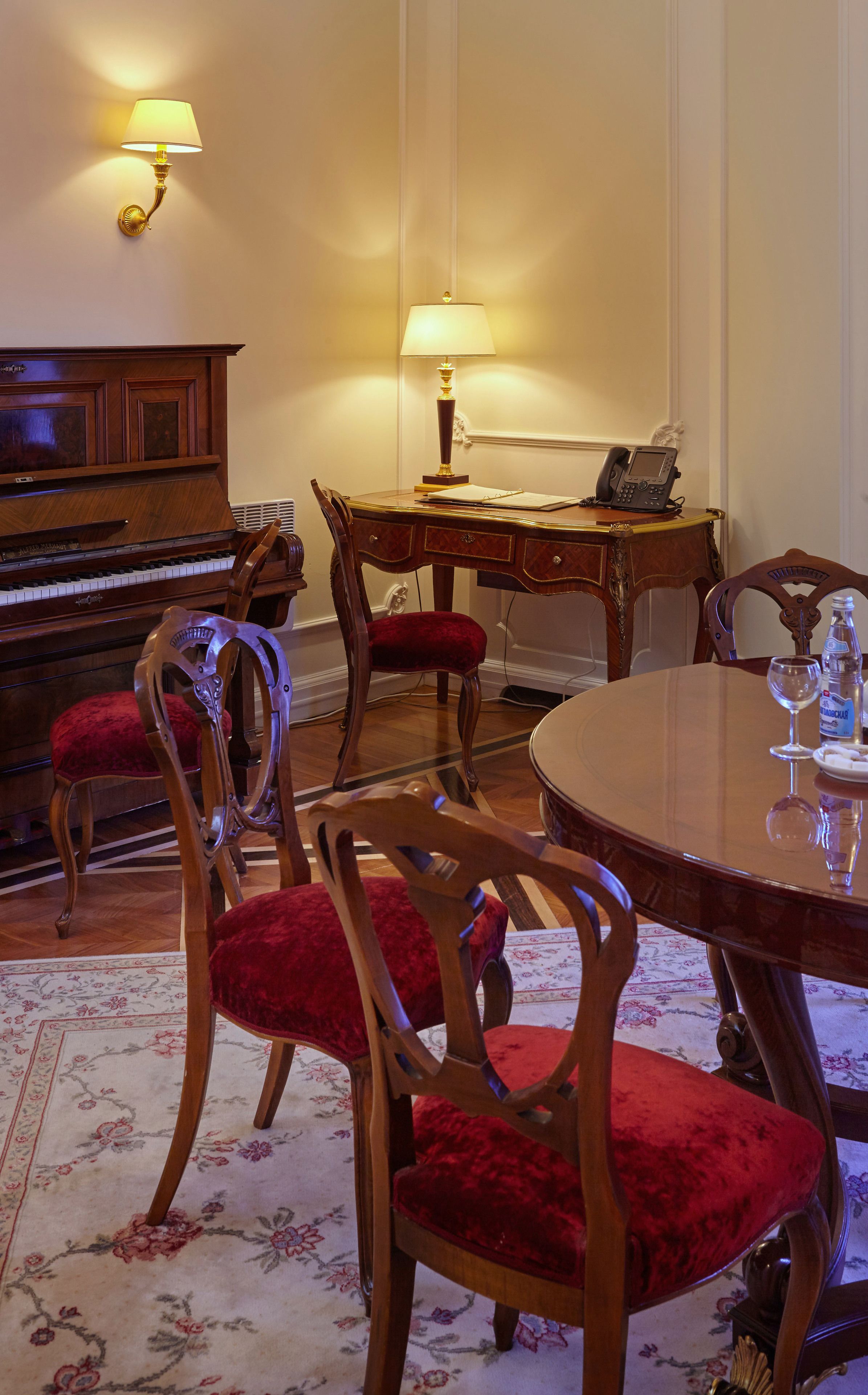 Hotel Savoy