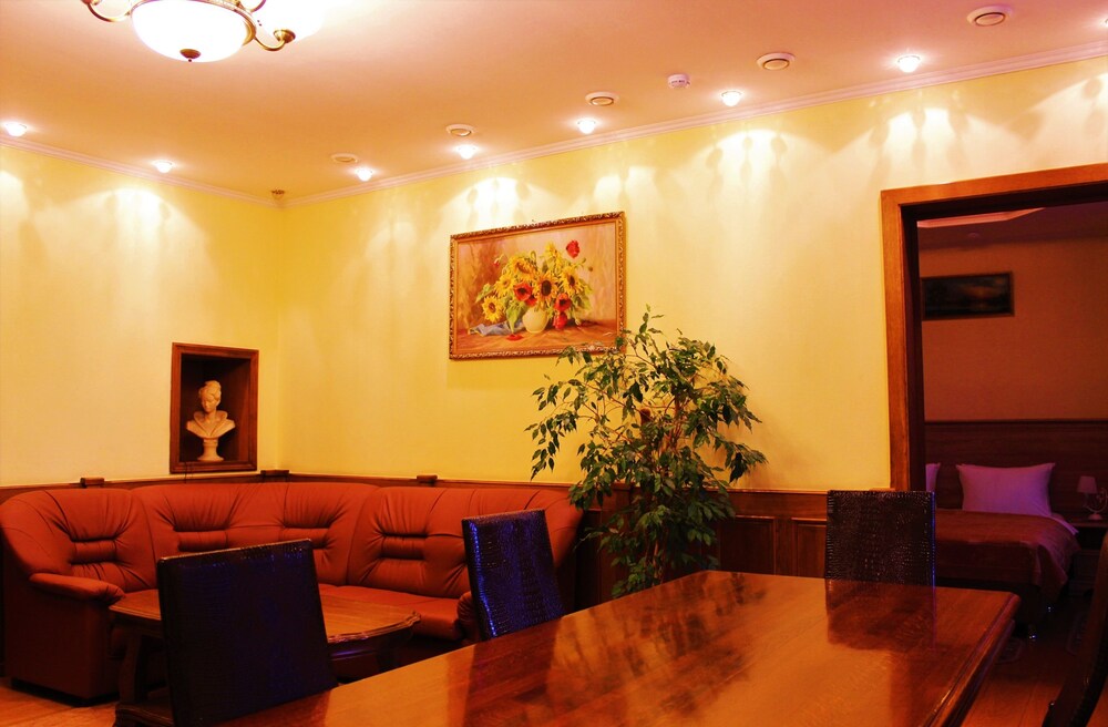 Hotel Tsaritsinsky