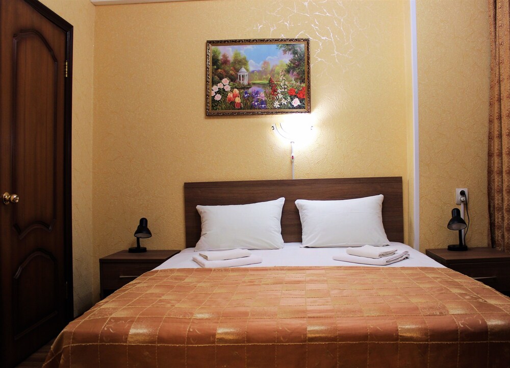 Hotel Tsaritsinsky