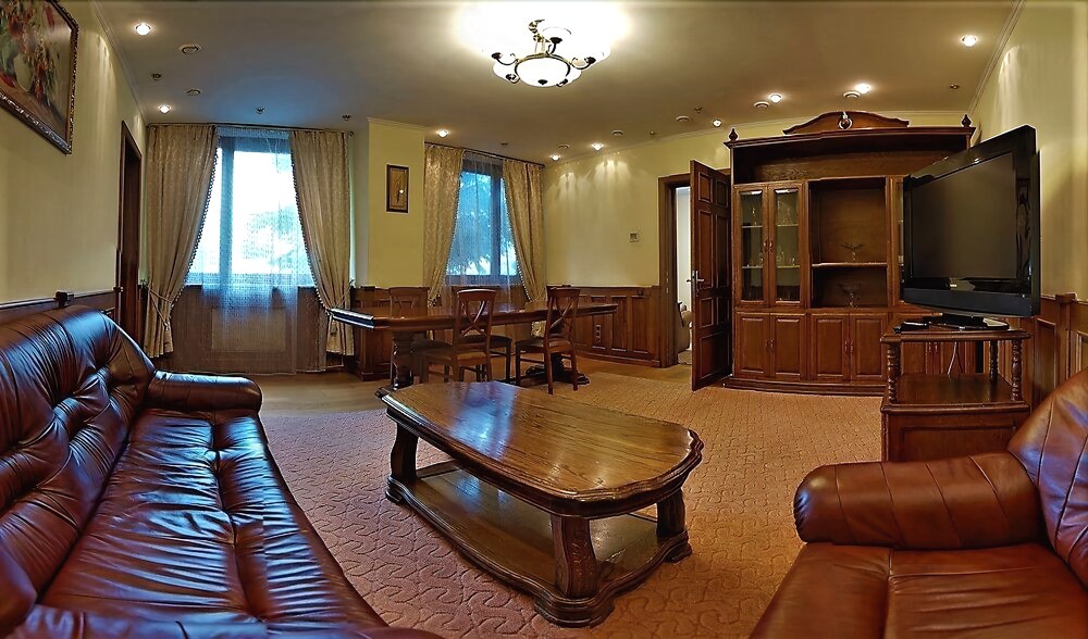Hotel Tsaritsinsky