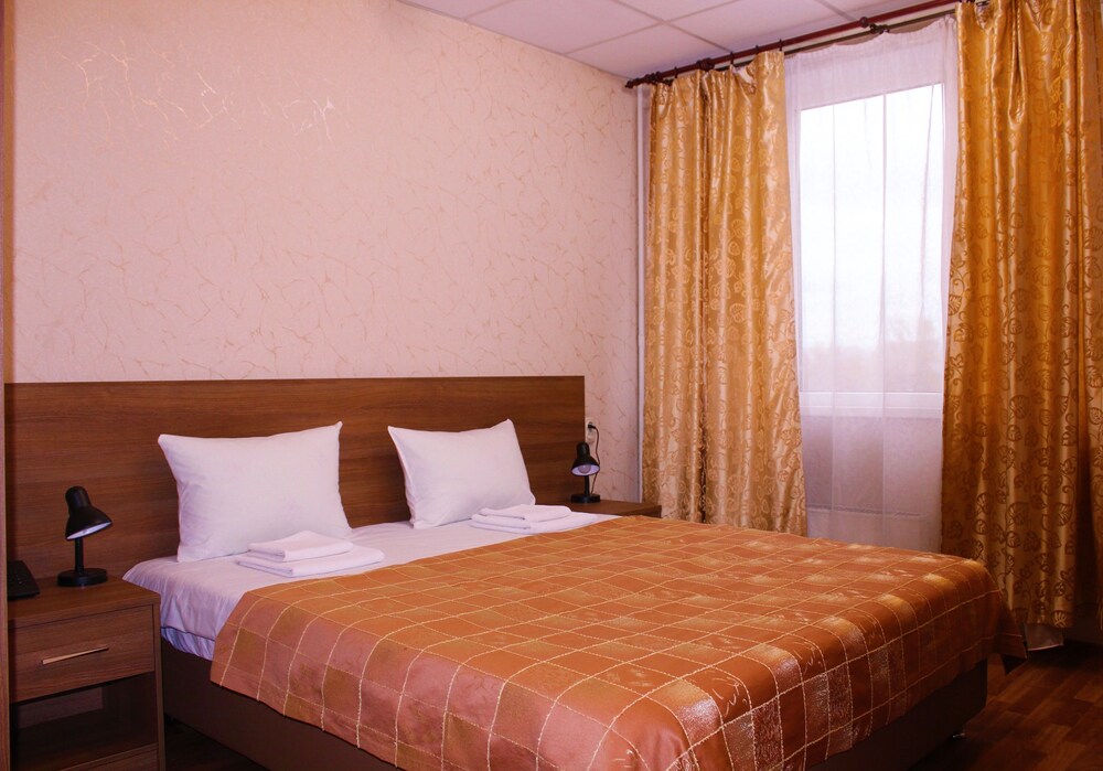 Hotel Tsaritsinsky