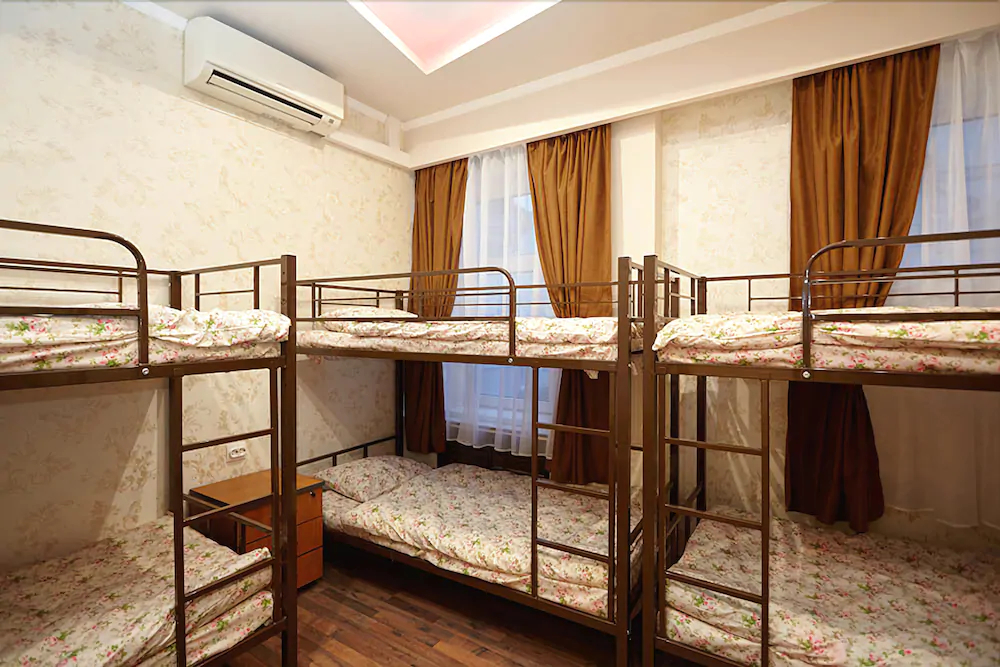 Hotel Ug