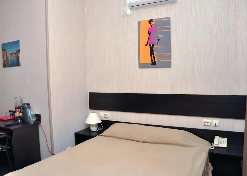 Hotel Voyager