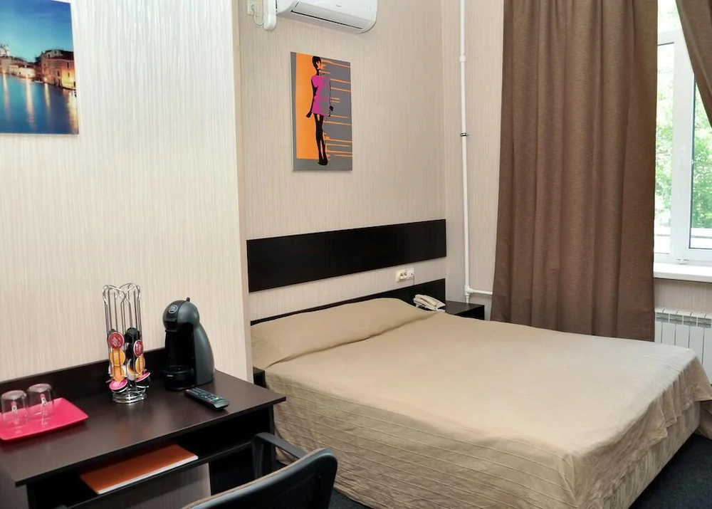 Hotel Voyager