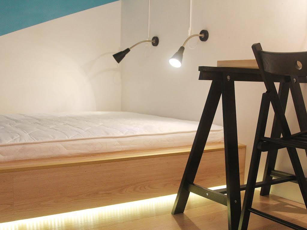 HQ Loft Hostel