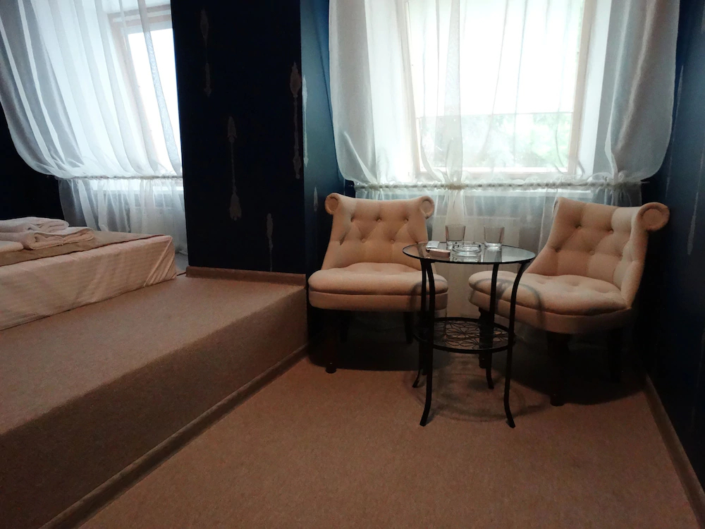 Inn Eliton