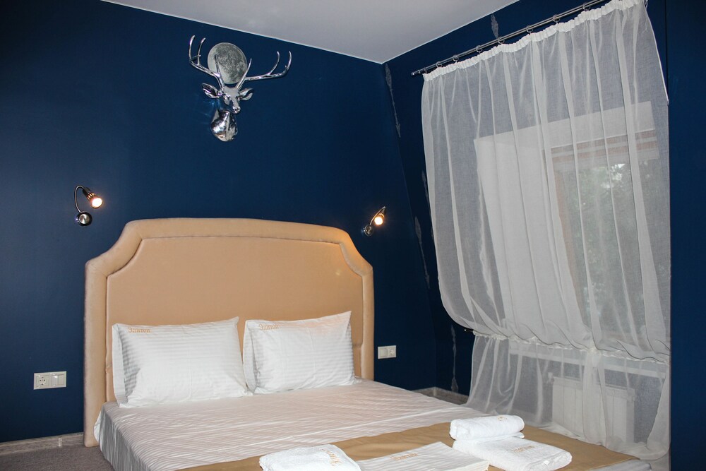 Inn Eliton