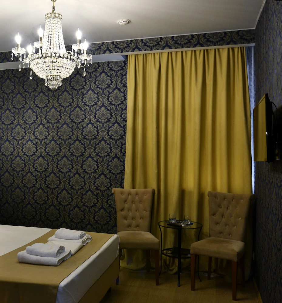 Inn Eliton