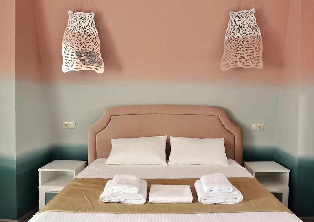 Inn Eliton