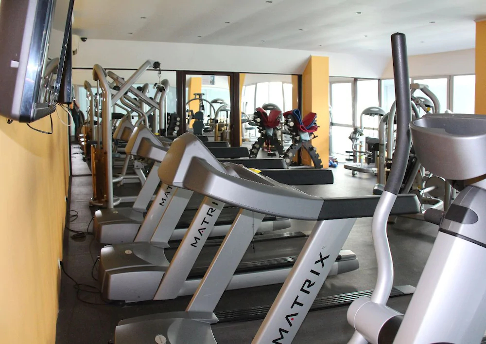 Juna Life Country Club Hotel