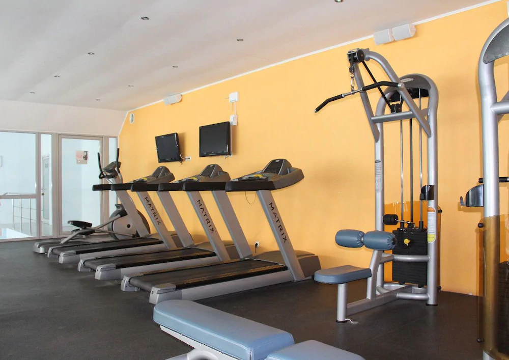 Juna Life Country Club Hotel