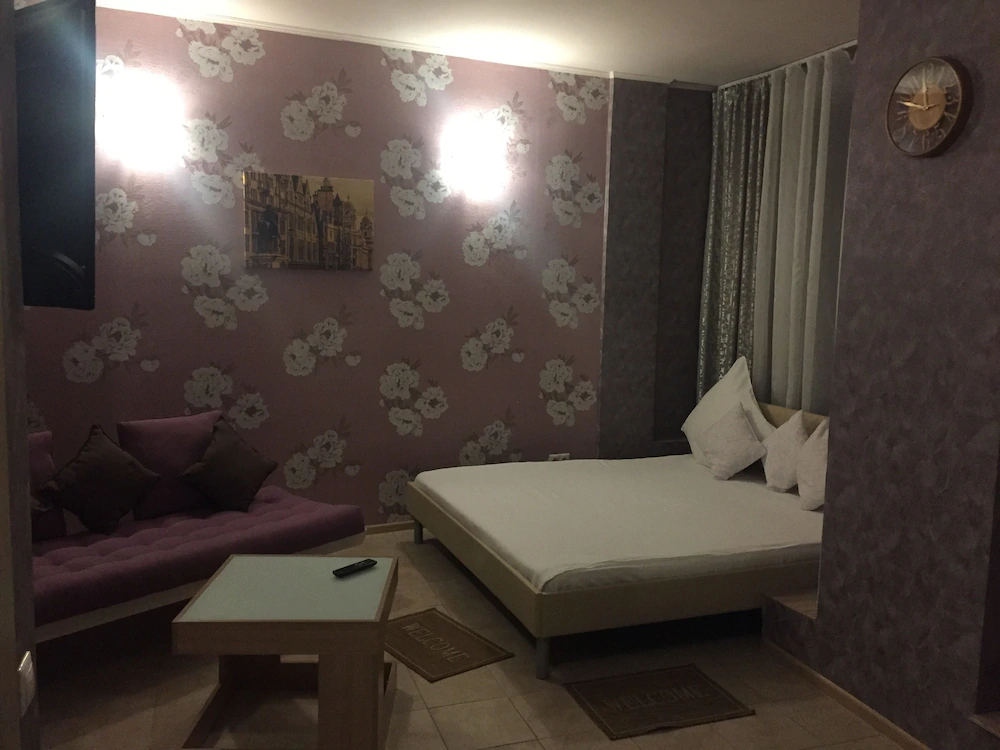 Khalva Hotel